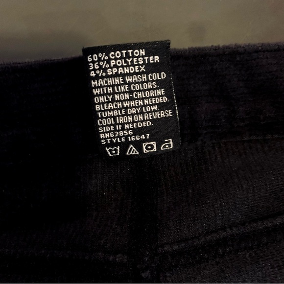 Small HUE light black corduroy skinny leg leggings stretch very flattering! - Picture 13 of 14